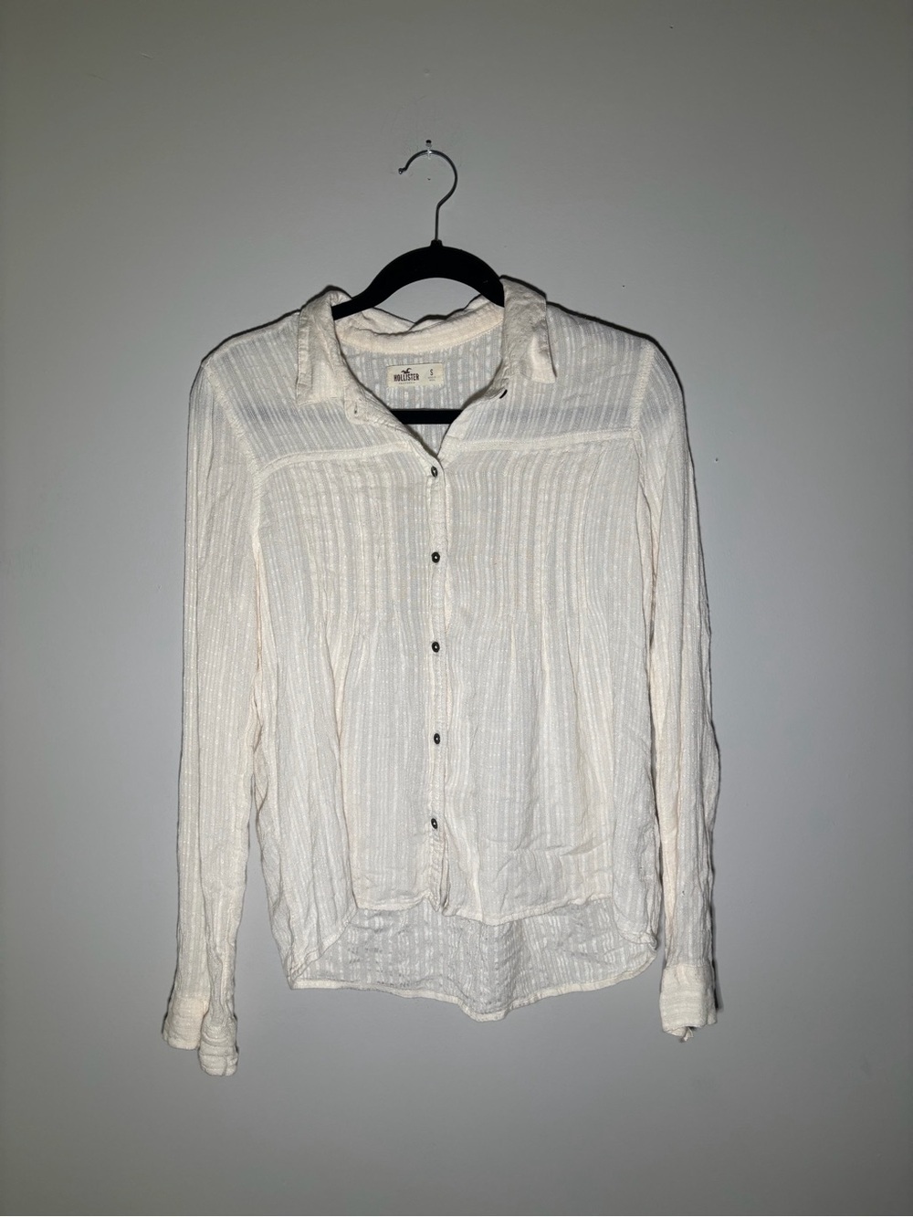 Hollister Cream Swiss Dot Button Down Blouse Size Small
